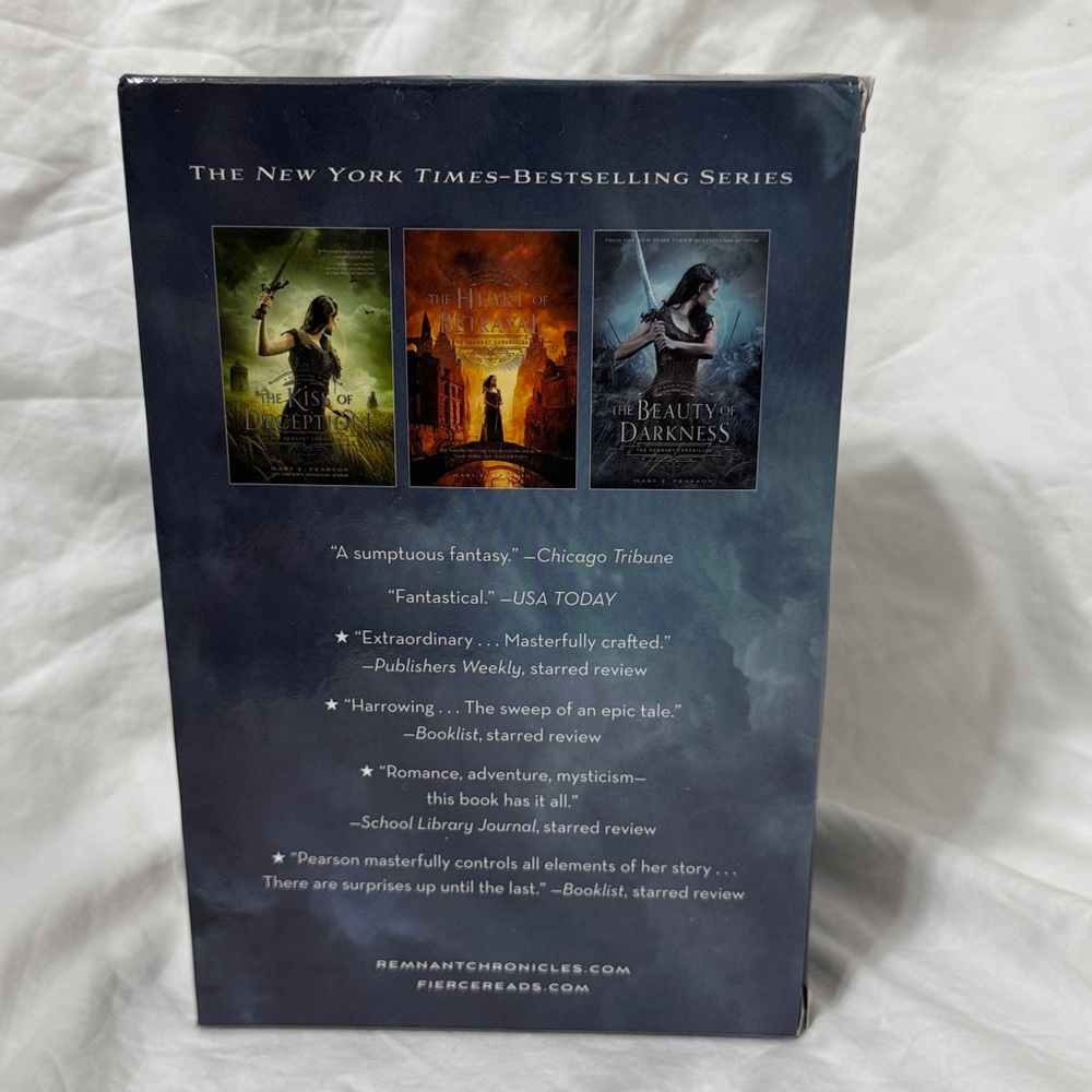 “The Remnant Chronicles” Paperback YA Fantasy Boxed Book Set by Mary E. Pearson - Picture 9 of 14